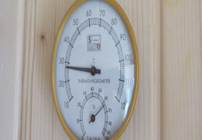 Đồng hồ đo nhiệt độ và độ ẩm